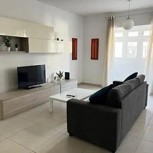 https://superb-3br-apt-close-to-seafront.qawrahotelsmalta.org